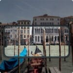 Spigen GLAS.tR EZ FIT Üvegfólia iPhone 13/13 Pro/14/16e (2 Pack) Clear