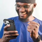 Carbon Case Flexible Gel Back Cover Black iPhone 14 Pro Tok