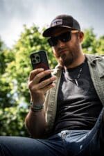 Tactical MagForce Hyperstealth 2.0 Black/Red iPhone 16 Pro Tok