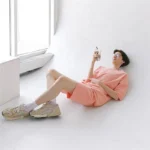 Spigen Crystal Hybrid Transparent Beige iPhone 15 Plus Tok