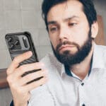 Thunder Black iPhone 17 Pro Tok