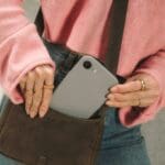 Tech-Protect Silicone MagSafe Stone Grey iPhone 17e / 16 e Tok