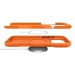 Spigen Silicone Fit Mag MagSafe Cosmic Orange iPhone 17 Pro Tok